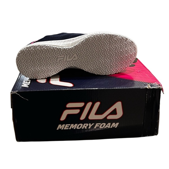 Fila Women's Slip Resistant Sneakers in Black and Pink - Picture 5 of 5